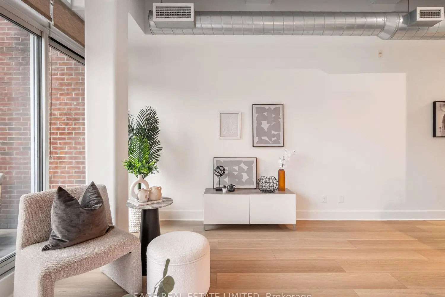 Additional image 8 of 233 Carlaw Avenue 811