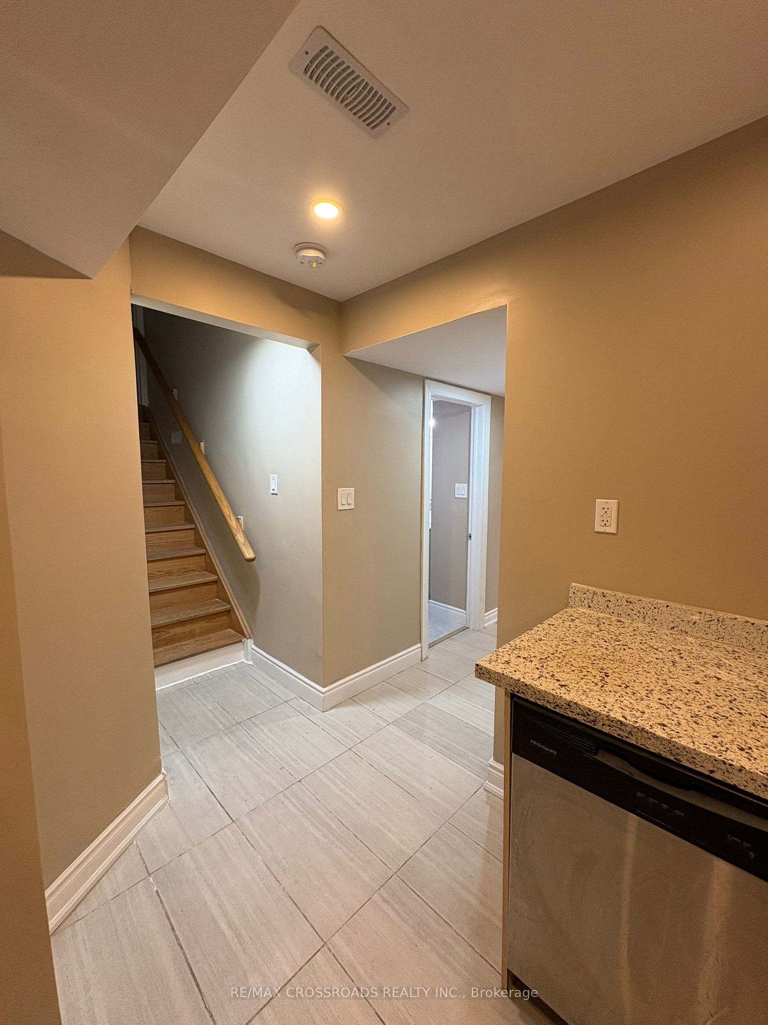Additional image 3 of Lower-36 Kimborough Hollow, Brampton, ON, L6Y 0Z1