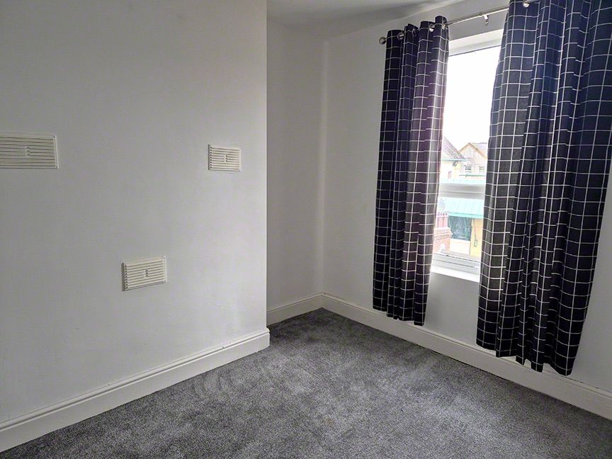 Additional image 8 of 3 bed flat to rentA Pool Street, Caernarfon LL55