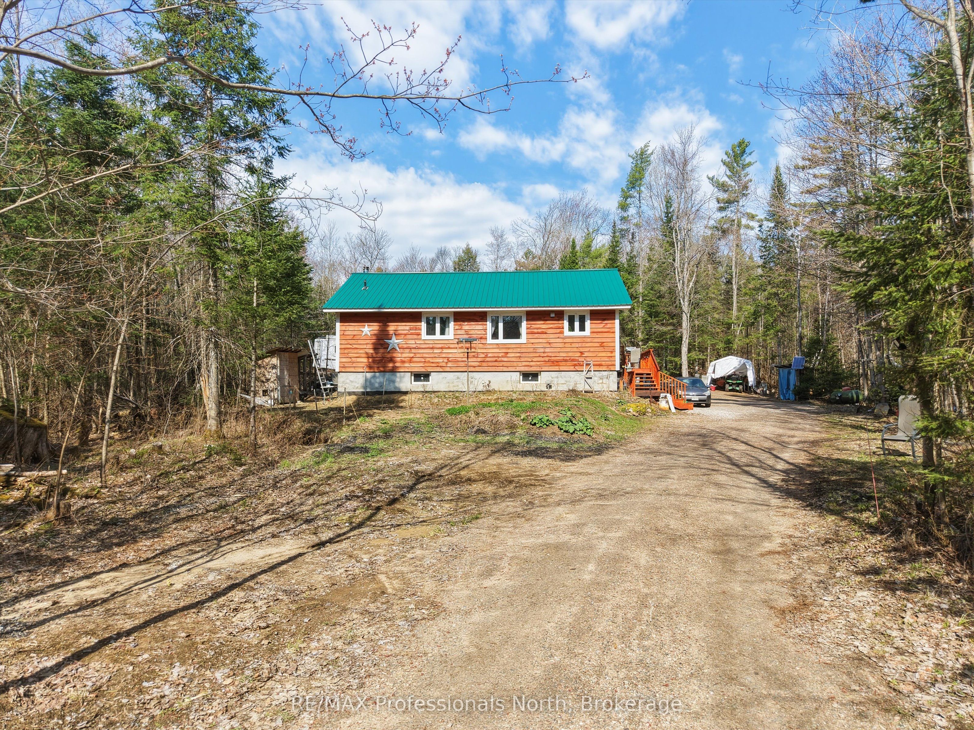 Additional image 4 of 1070 Vankoughnet Road, Bracebridge, ON, P1L 1X1
