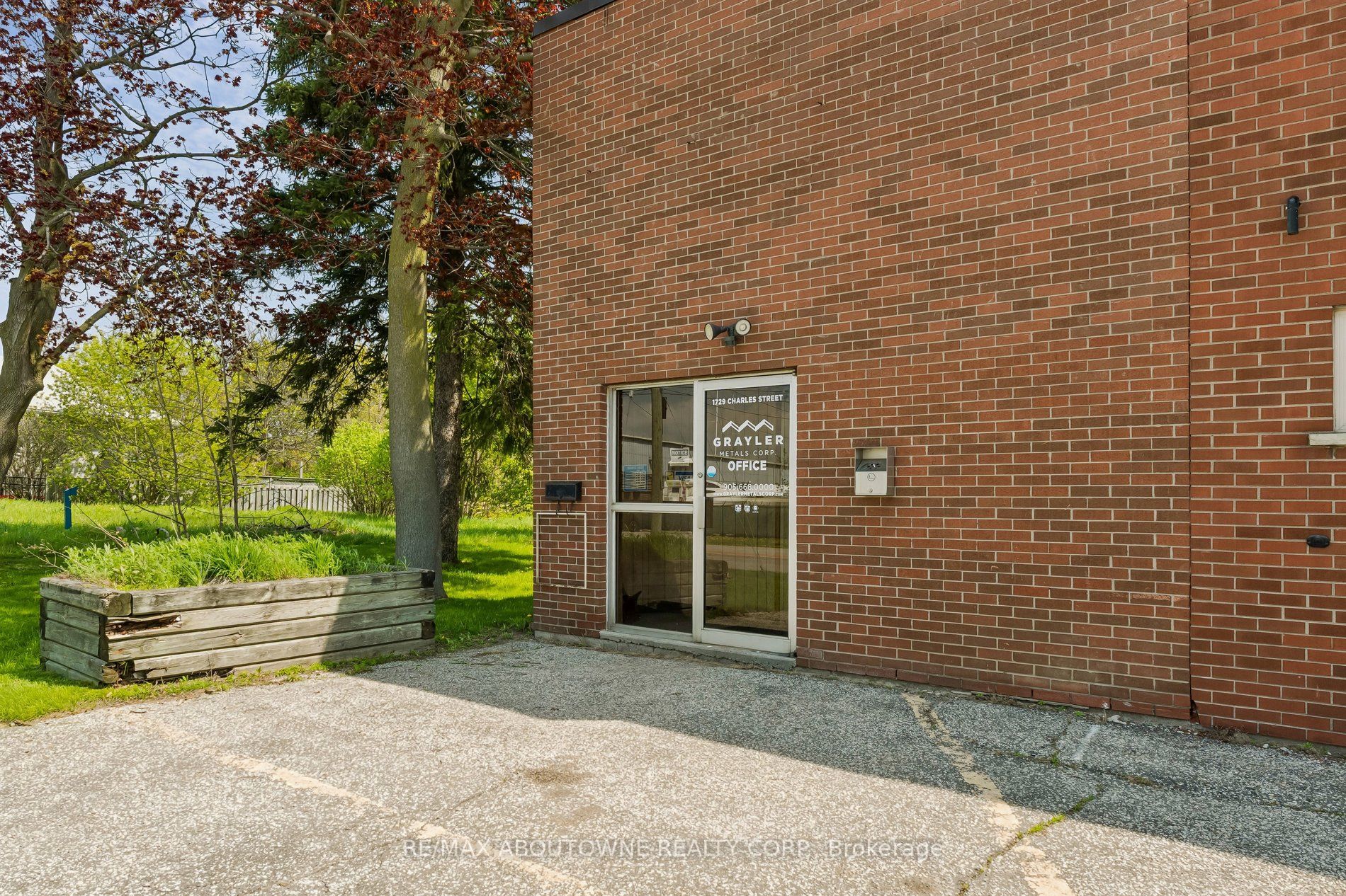 Additional image 6 of 1719 Charles Street, Whitby, ON, L1N 1C3