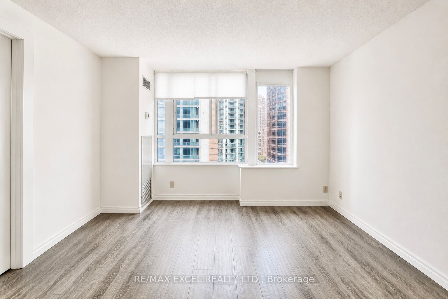 Additional image 6 of 1208-44 Gerrard Street W, Toronto, ON, M5G 2K2