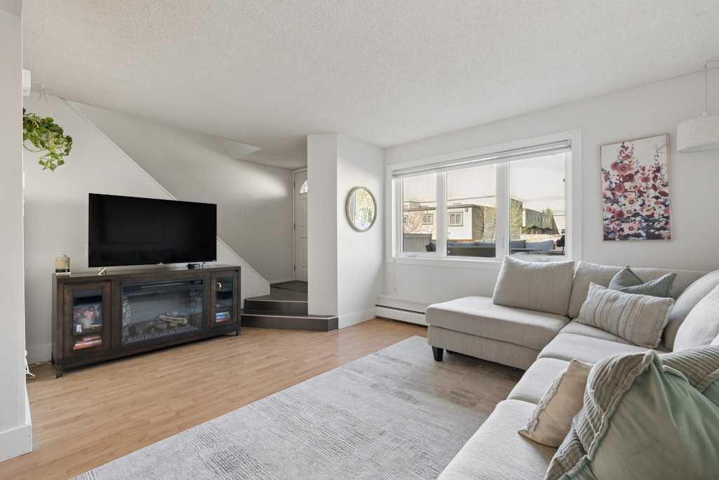 Additional image 2 of 151-3809 45 Street SW, Calgary, AB, T3E 3H4