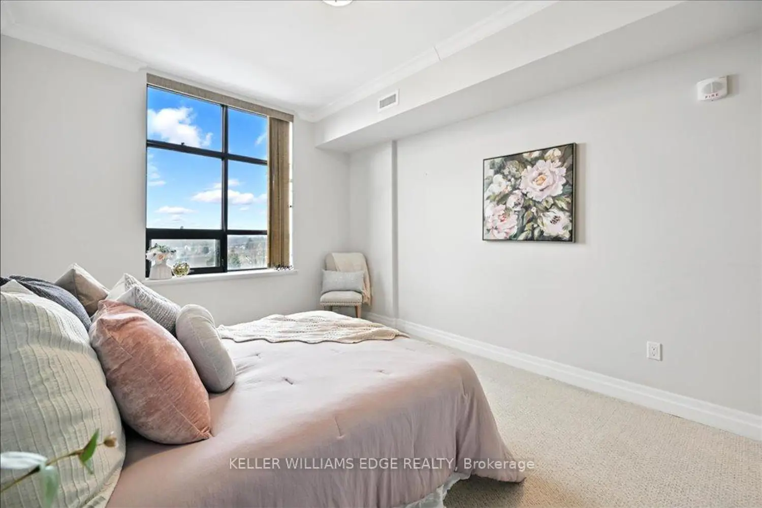 Additional image 9 of 3290 New Street 607
