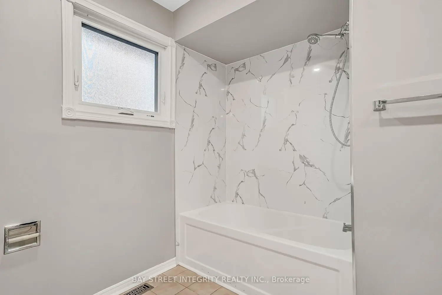 Additional image 7 of 354 Waterside Crescent
