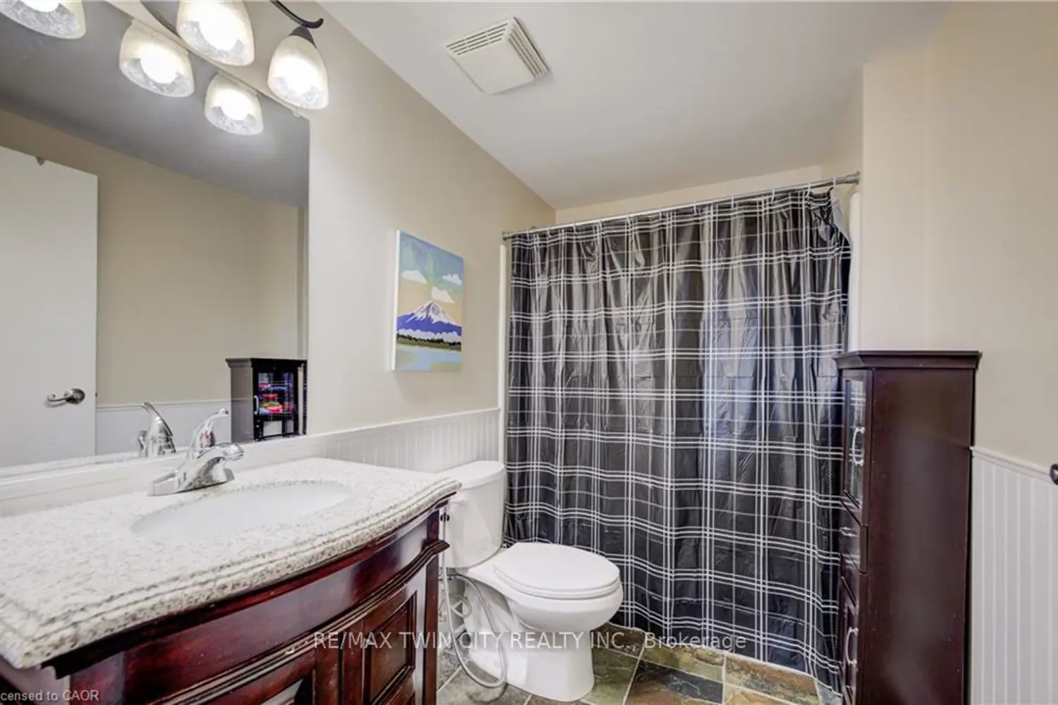 Additional image 9 of 15 Hofstetter Avenue 318