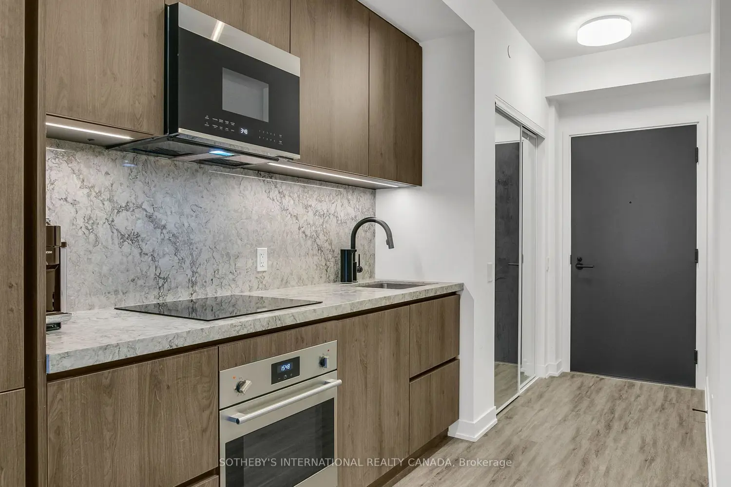 Additional image 12 of 108 Peter Street 611