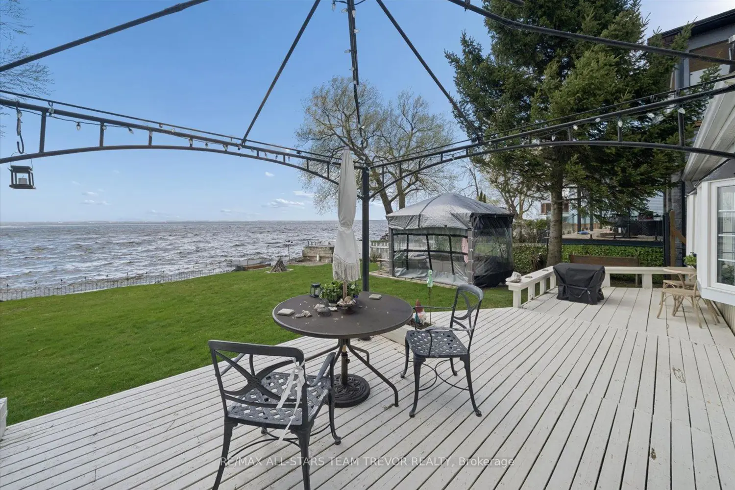 263 Pleasant Boulevard photo 5