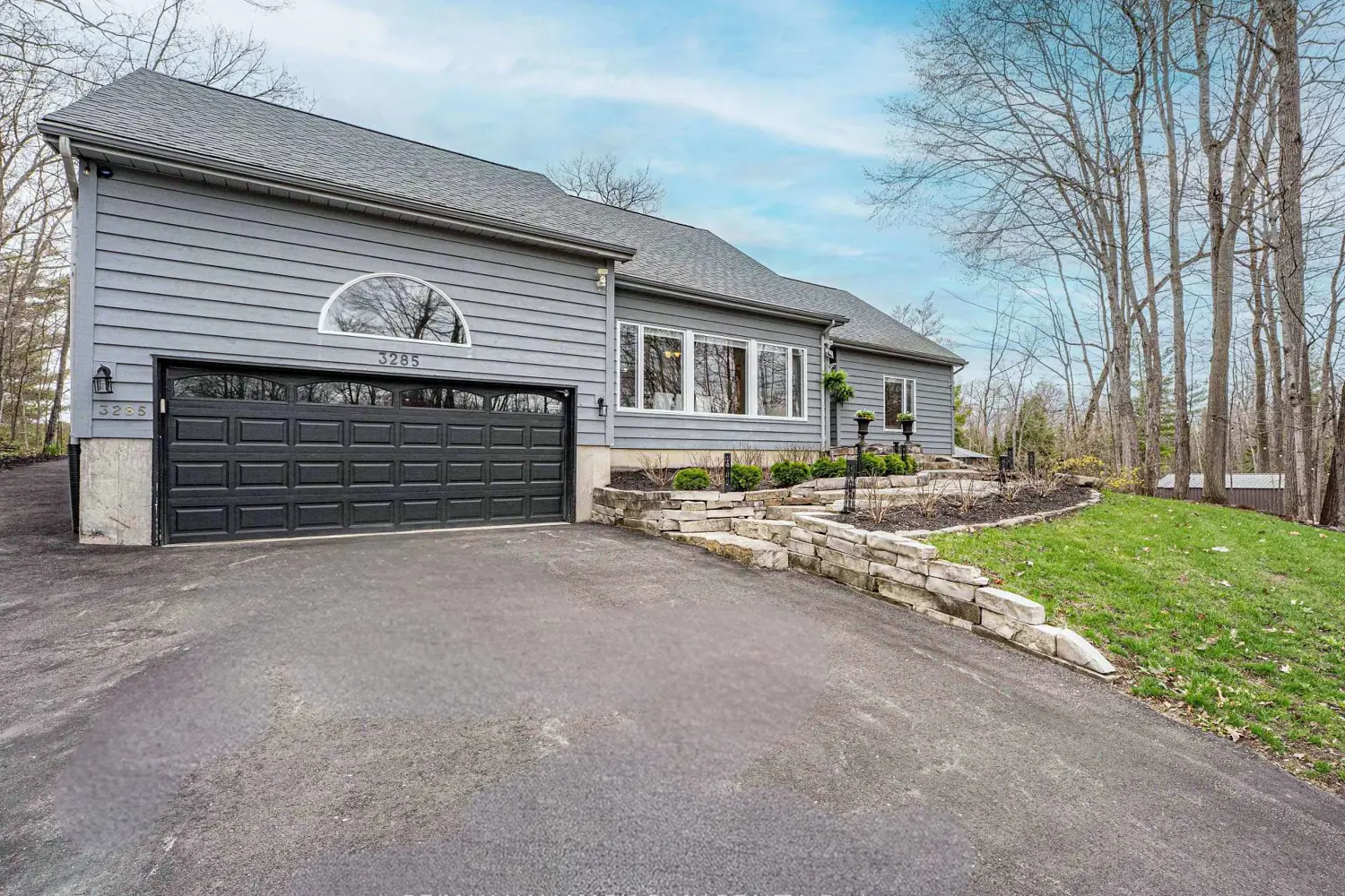 3285 Rockcliffe Court photo 3