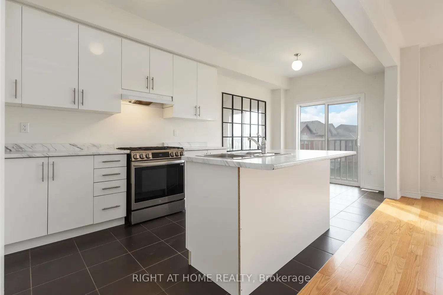 Additional image 4 of 1111 Skyridge Boulevard