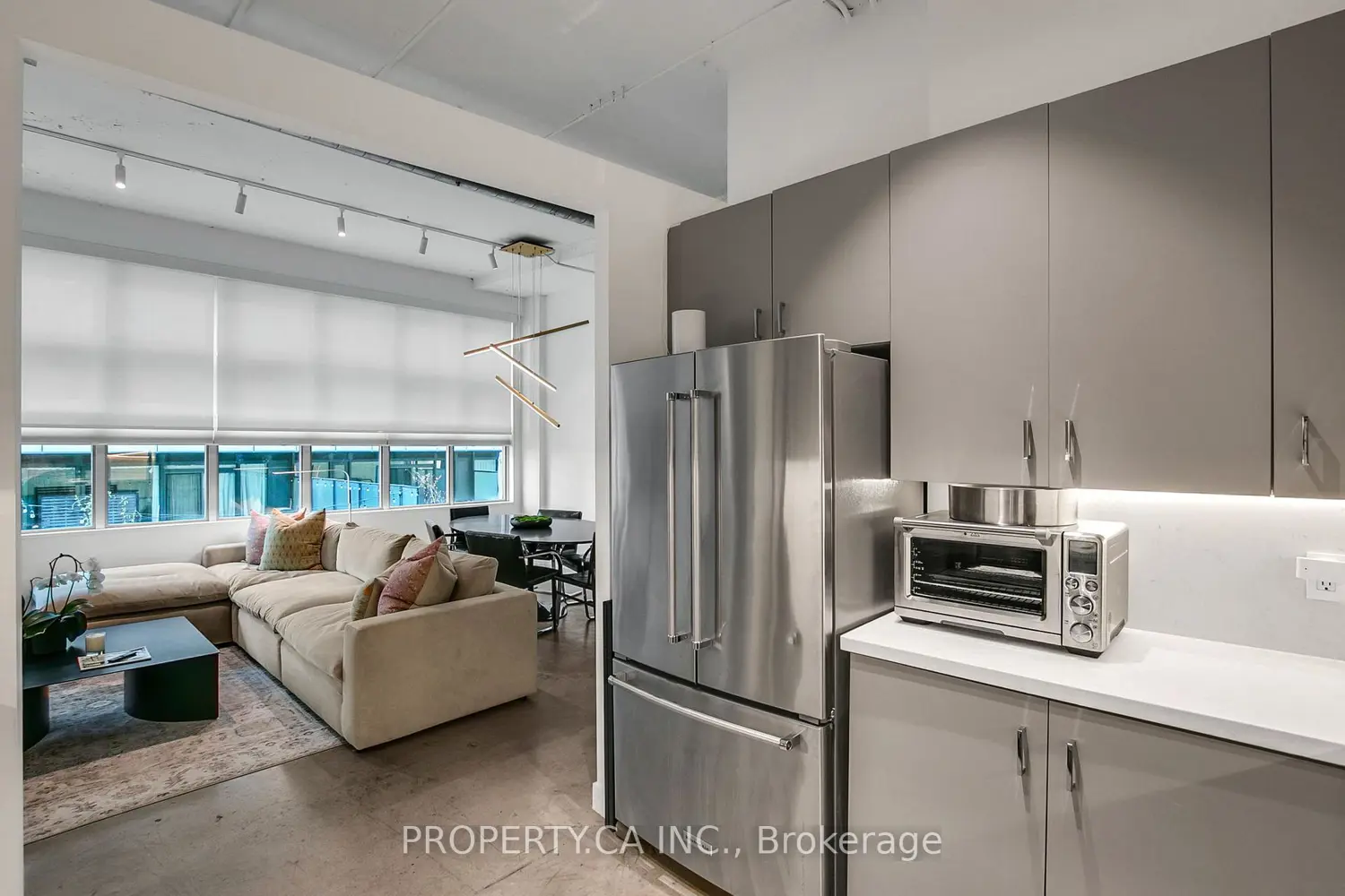 Additional image 8 of 188 Eglinton Avenue 306