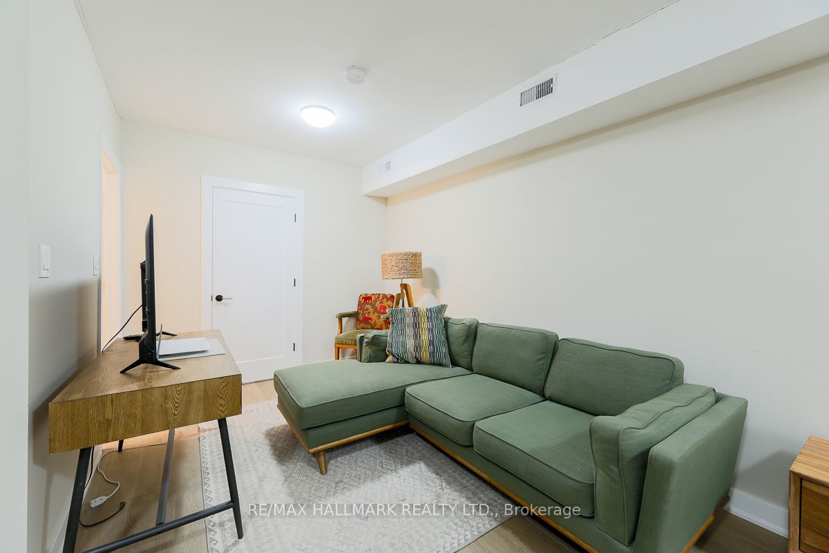 Additional image 4 of 303-628 Danforth Avenue, Toronto, ON, M4K 1R3