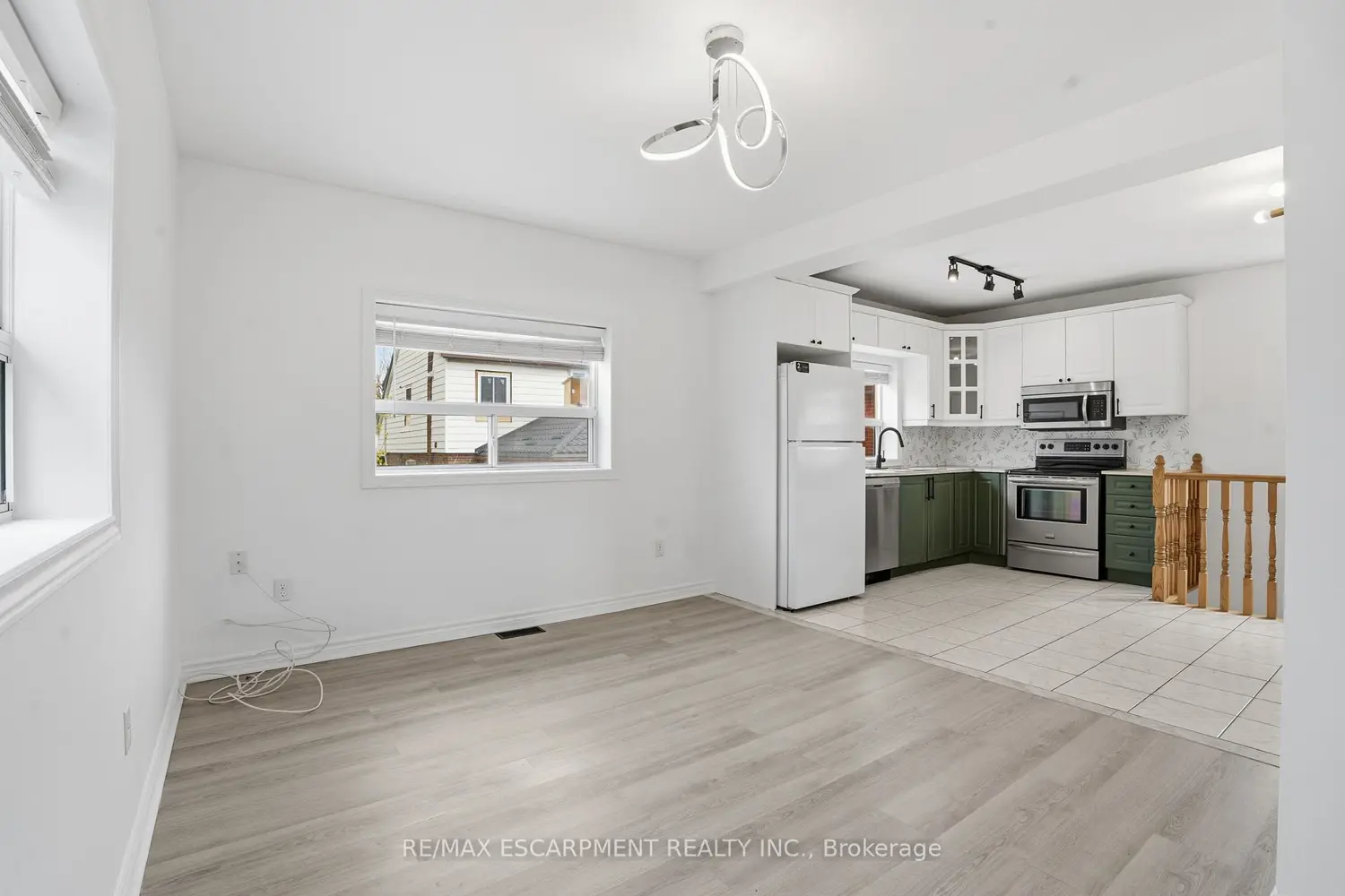 Additional image 11 of 1049 Glencairn Avenue