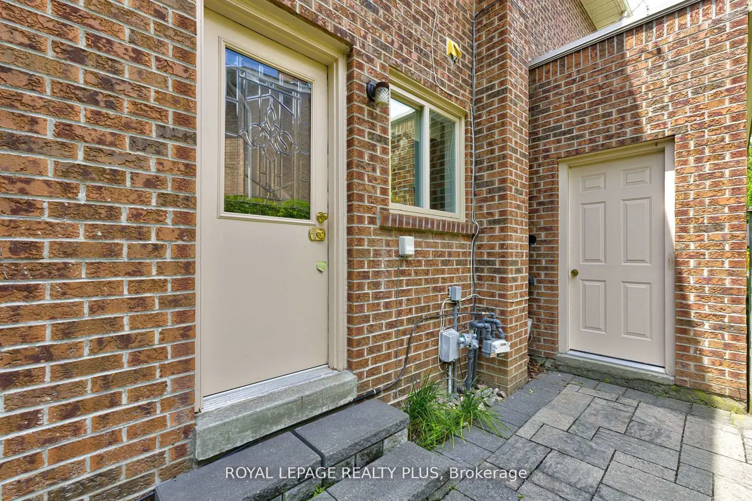 Additional image 19 of 1760 Featherston Court