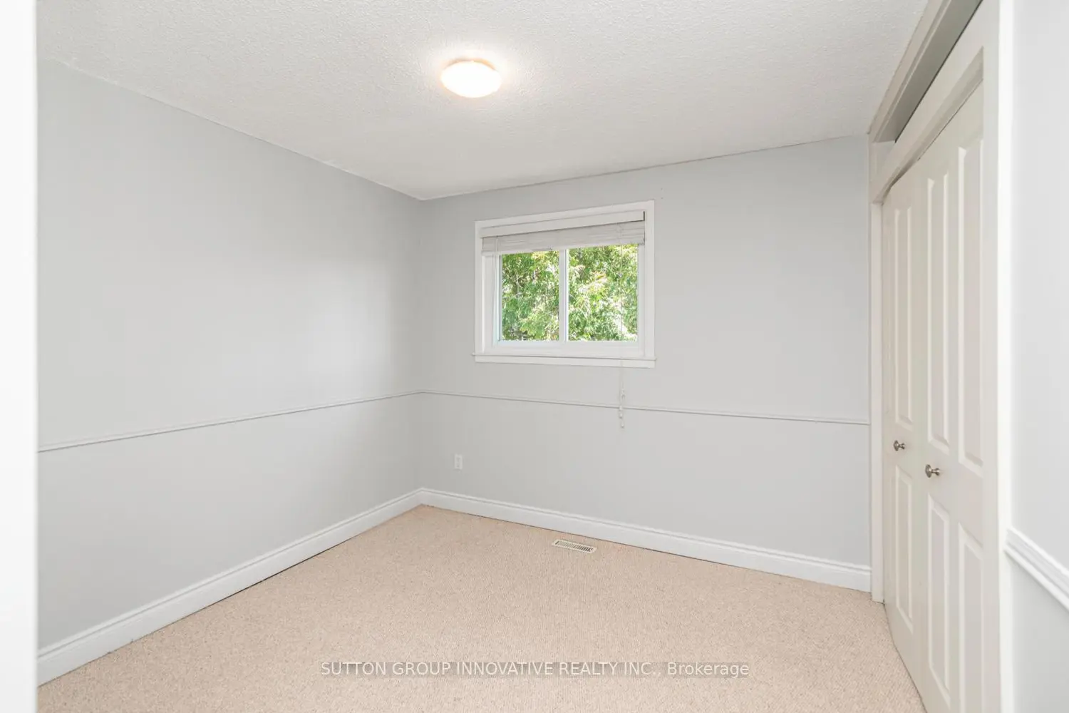 Additional image 11 of 457 Woodview Road 4