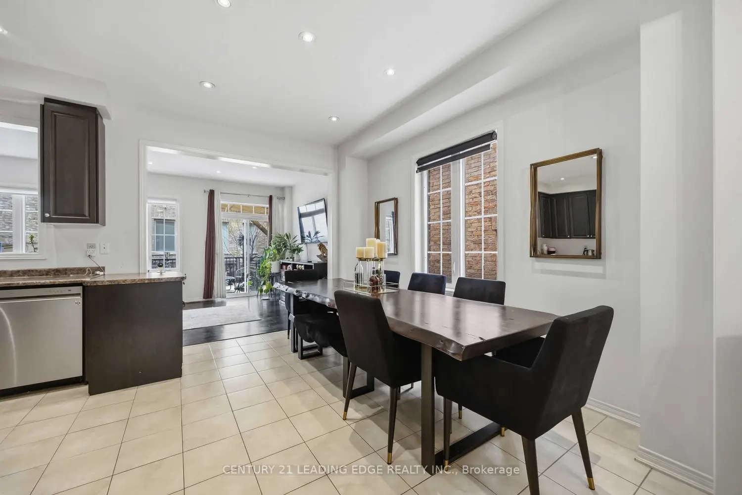 Additional image 9 of 1248 Blencowe Crescent