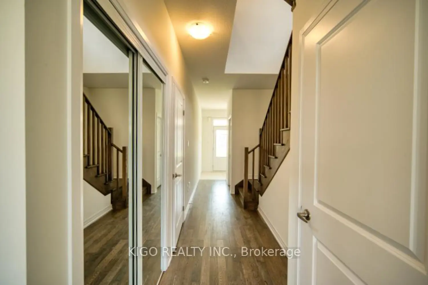 Additional image 8 of 139 Velvet Way