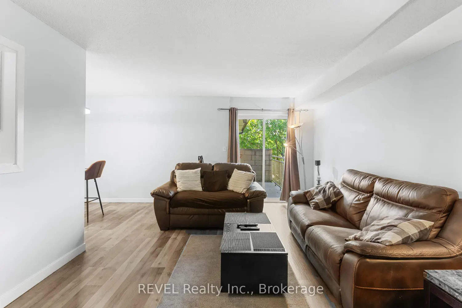 Additional image 12 of 5222 Portage Road 305