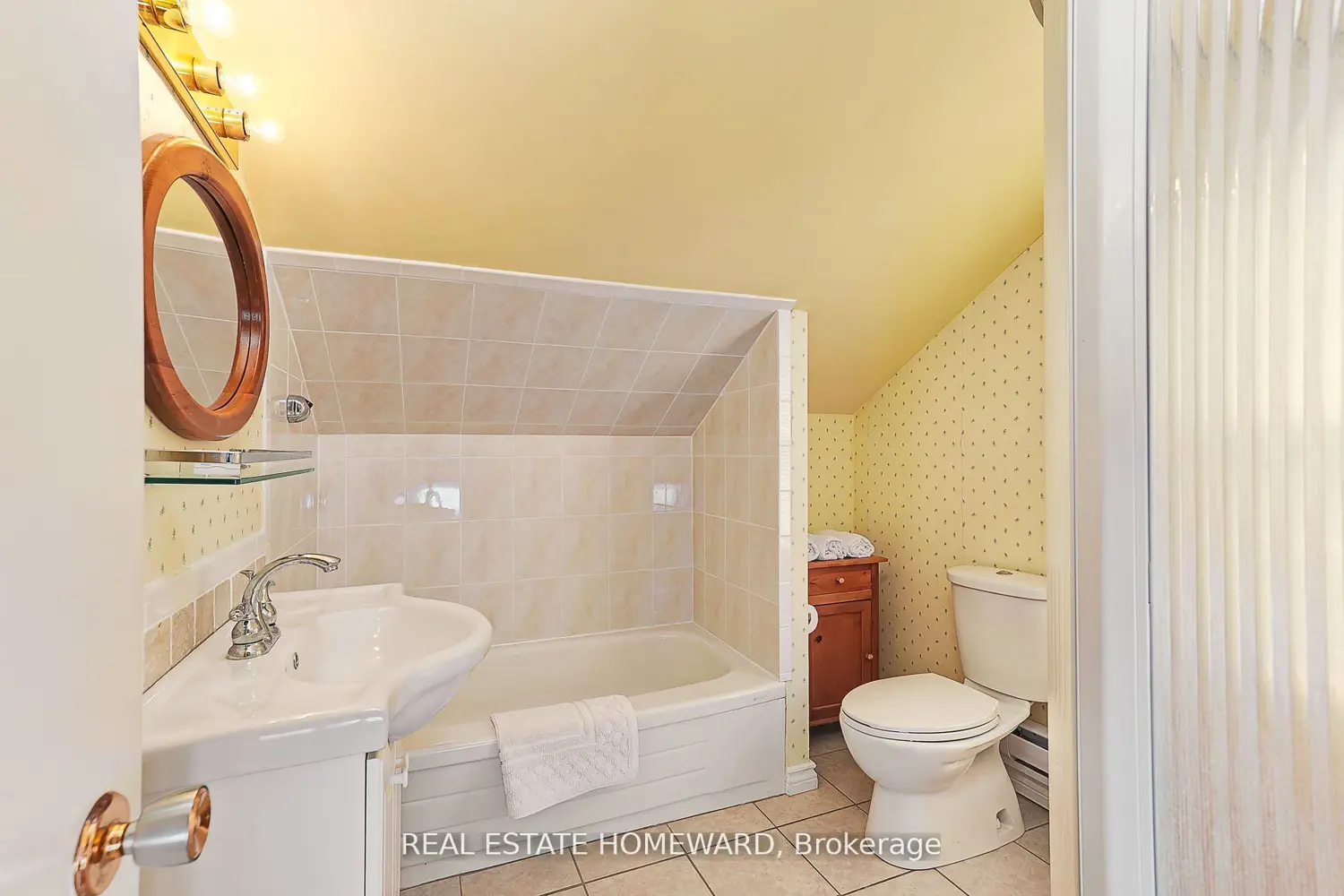 Additional image 8 of 137295 Grey Road 12