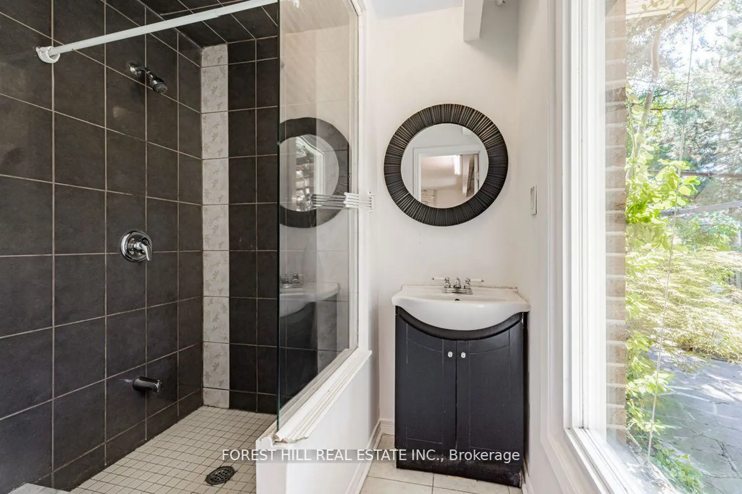Additional image 5 of 2977 Bayview Avenue