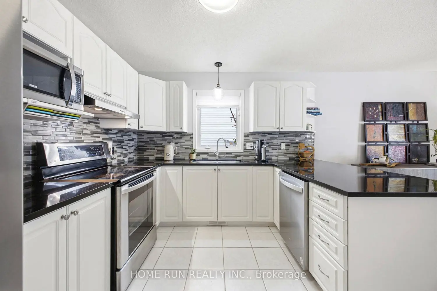 115 Beaumont Avenue photo 5