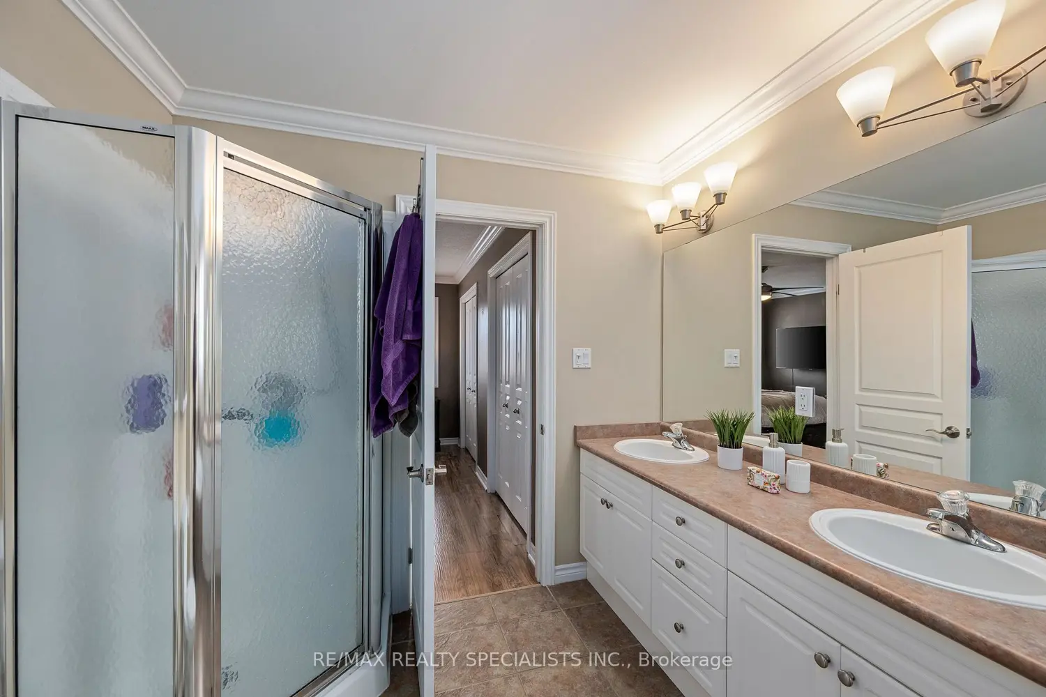 Additional image 5 of 1865 Bayswater Crescent