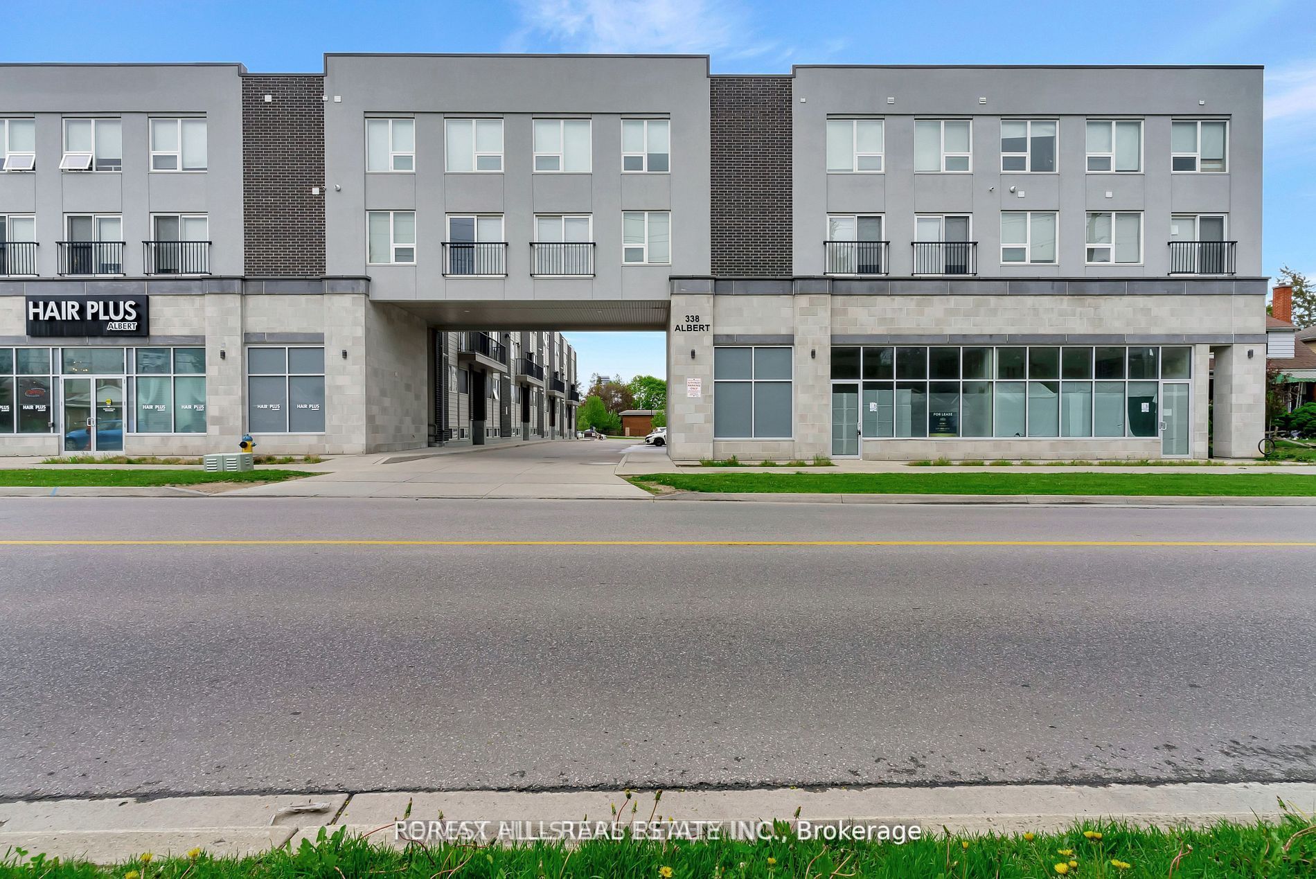 216-338 Albert Street, Waterloo, ON, N2L 3T8