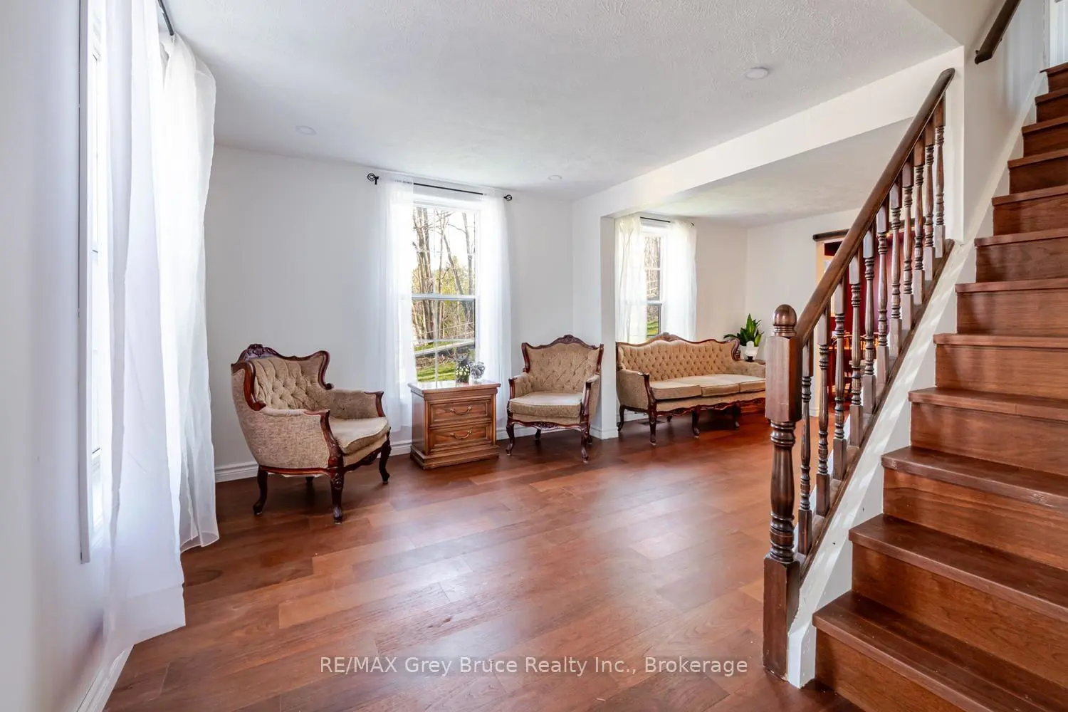 Additional image 3 of 735 5Th Avenue