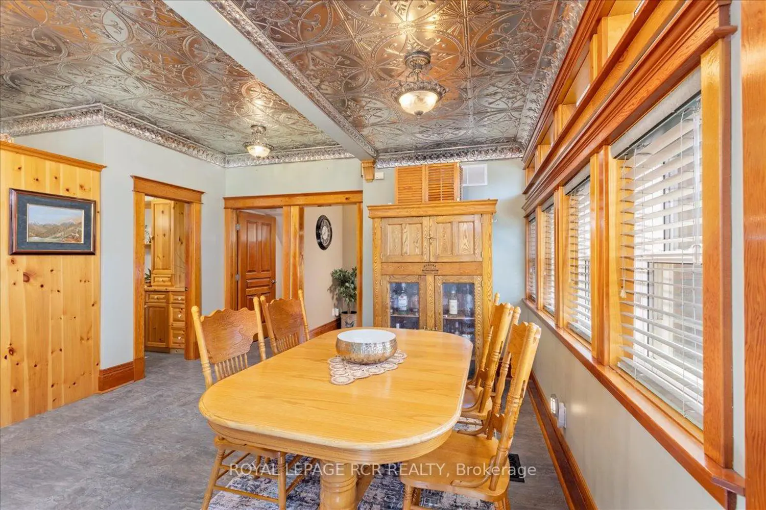 Additional image 3 of 20314 Leslie Street
