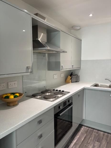Additional image 3 of 5 bed flat to rentCastle Street, City Centre, Dundee DD1