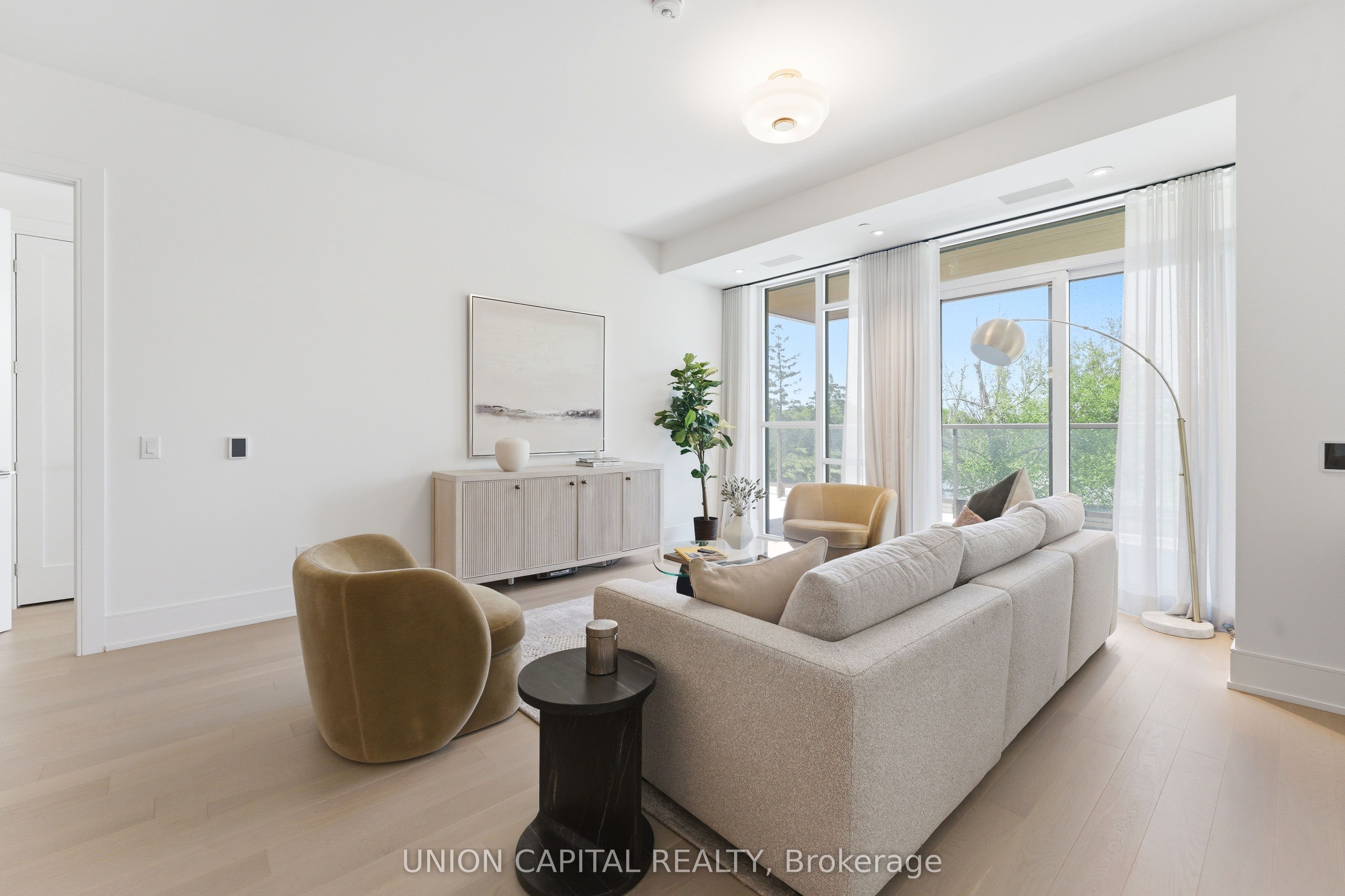 Additional image 4 of 204-397 Royal Orchard Boulevard, Markham, ON, L3T 0H3