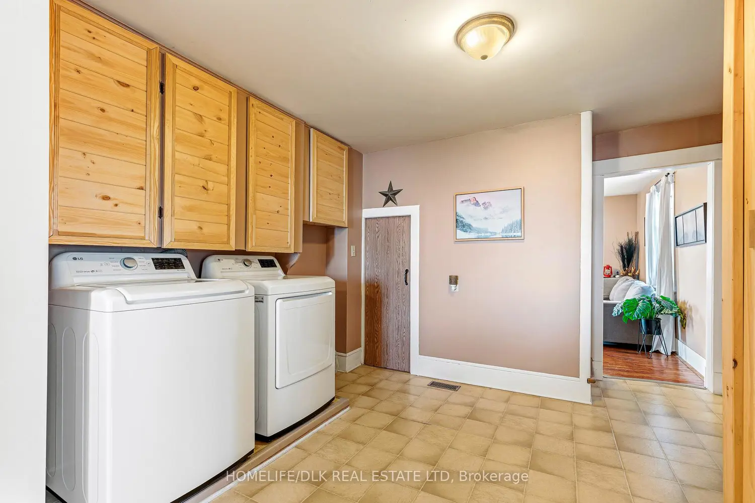Additional image 6 of 11296 Rowena Road