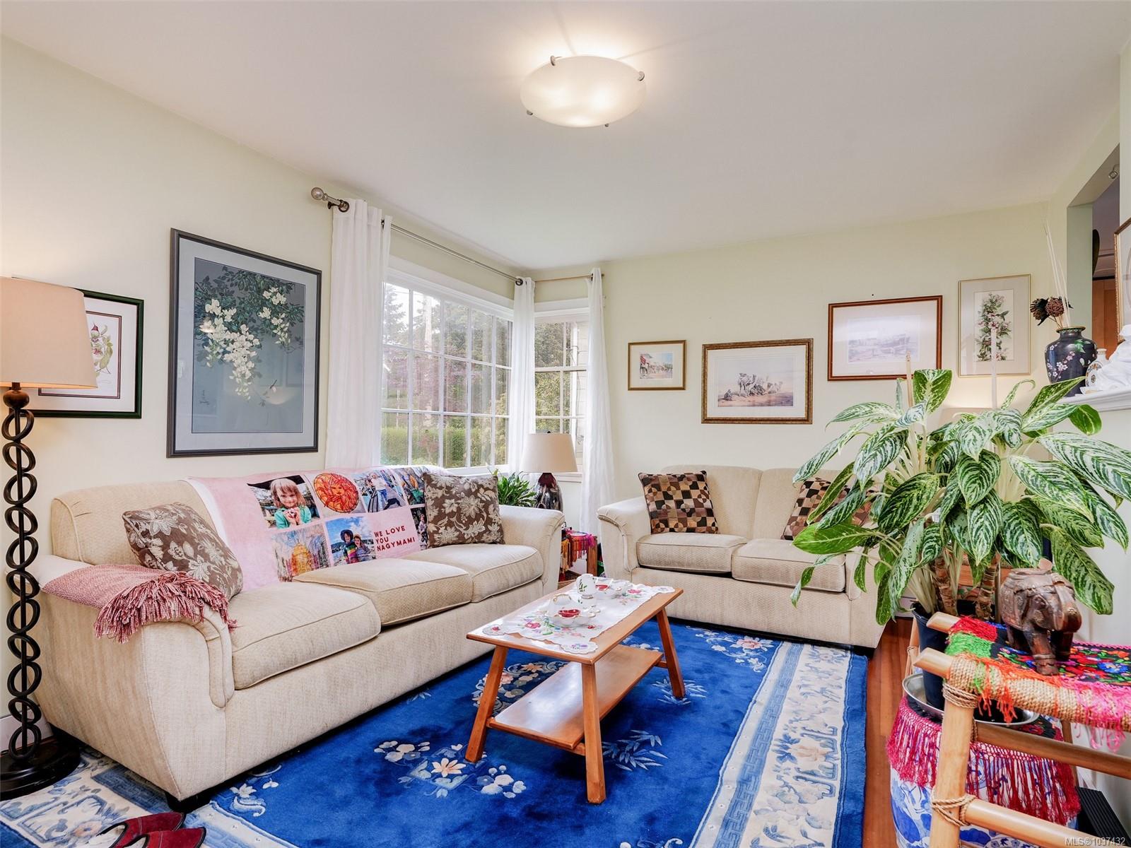 Additional image 2 of 1731 Denman Street, Victoria, BC, V8R 1Y3