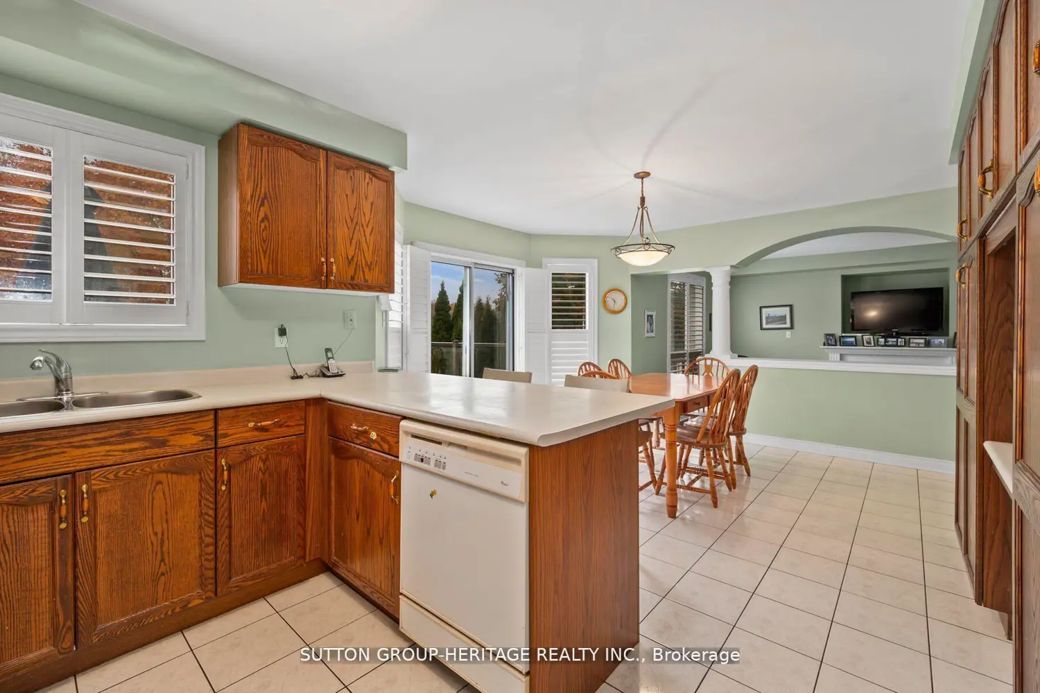 Additional image 9 of 2330 Southcott Road