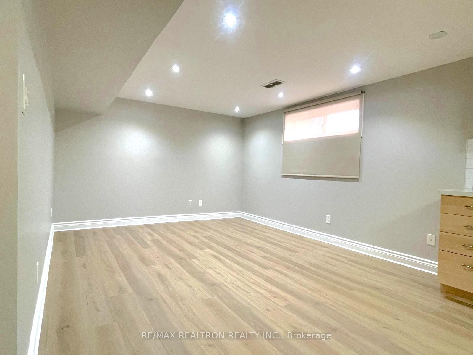 Additional image 6 of Lower-365 Mississauga Vly Boulevard, Mississauga, ON, L5A 1Y9