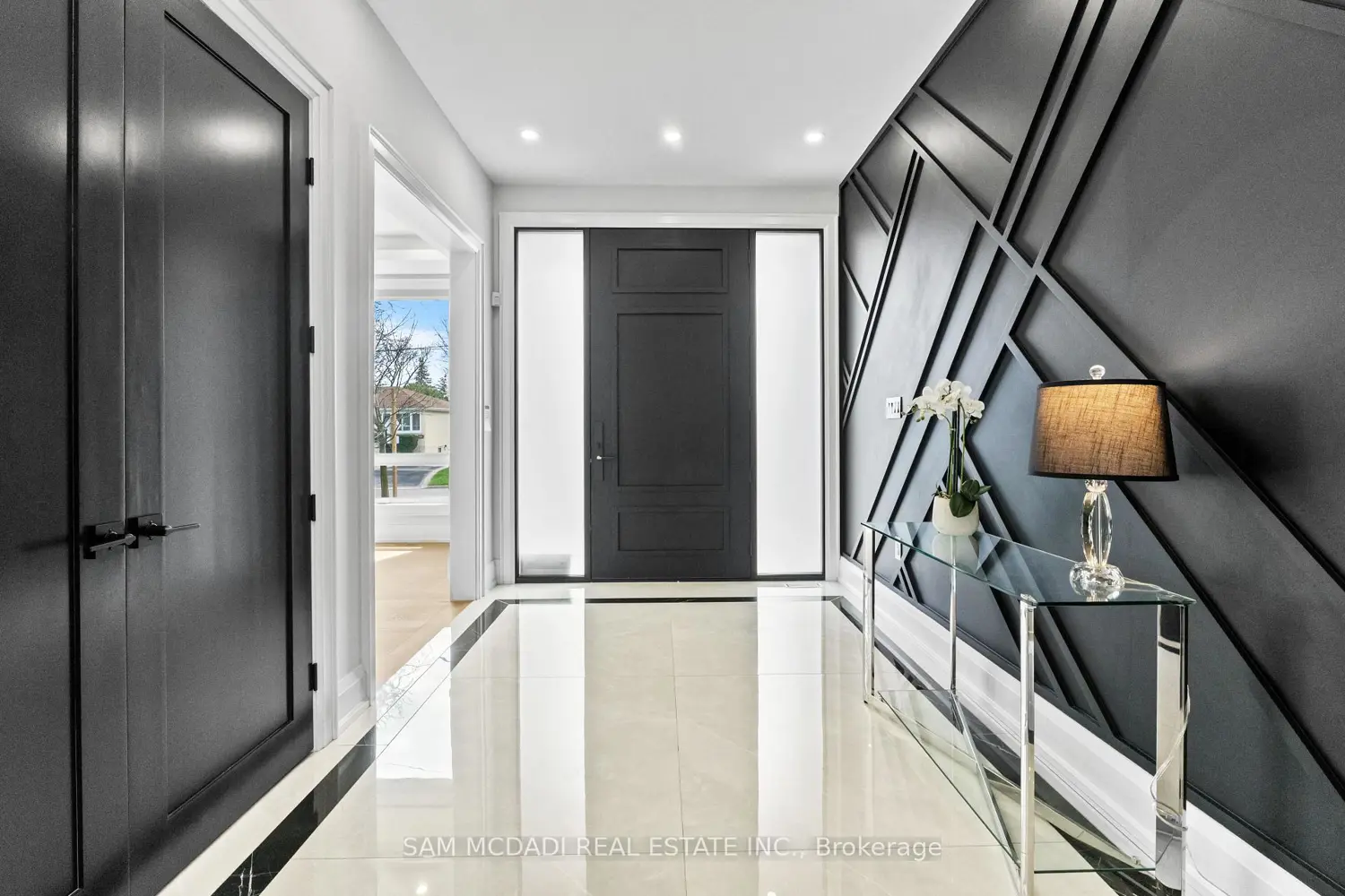 107 Vista Boulevard
