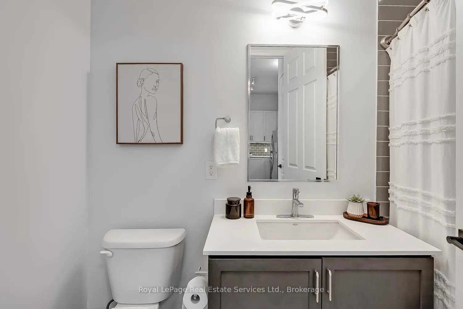 Additional image 9 of 2480 Prince Michael Drive 121