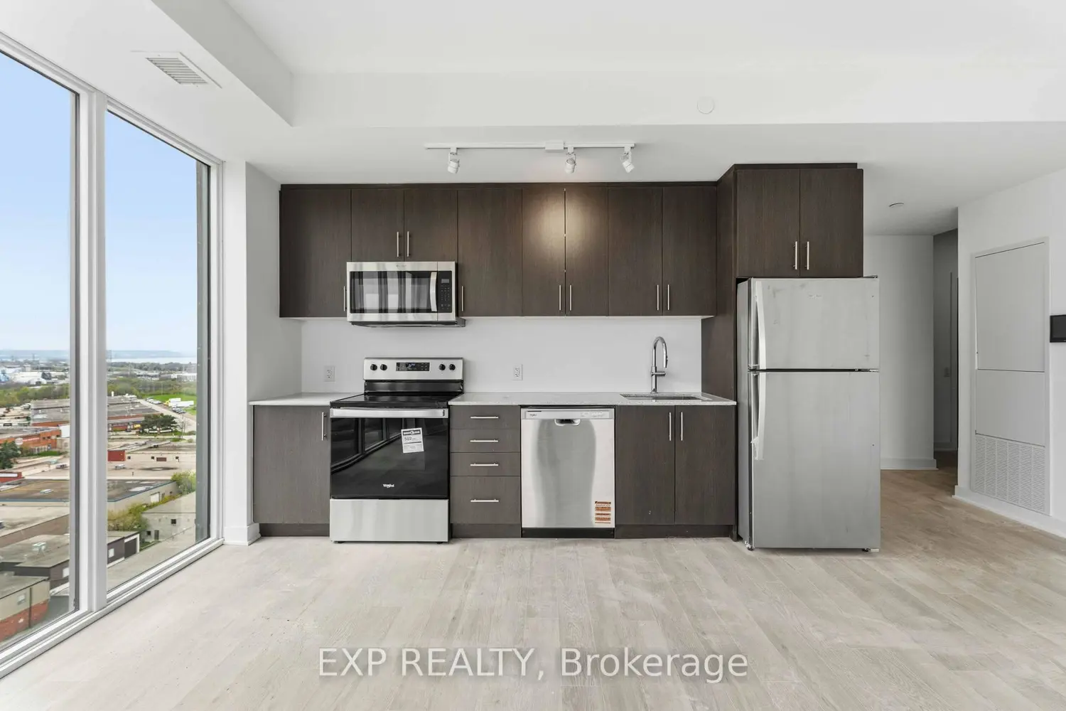 Additional image 7 of 2782 Barton Street 1306