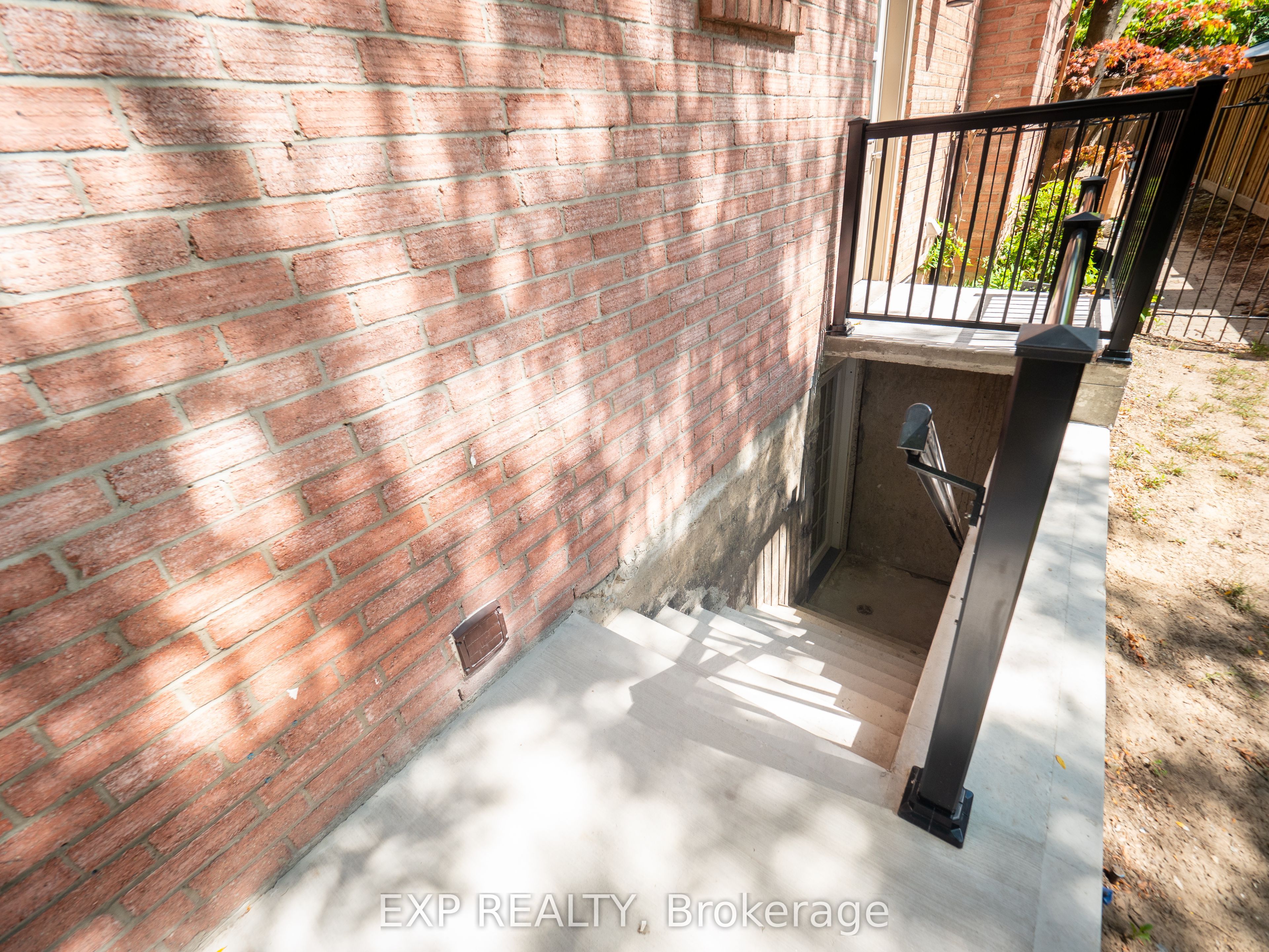 Additional image 3 of Bsmt-4591 Credit Pointe Drive, Mississauga, ON, L5M 3L6