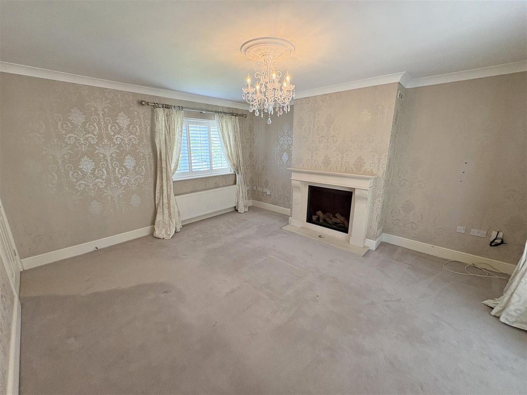 Additional image 5 of 5 bed detached house to rentGlaisdale Court, Darlington DL3