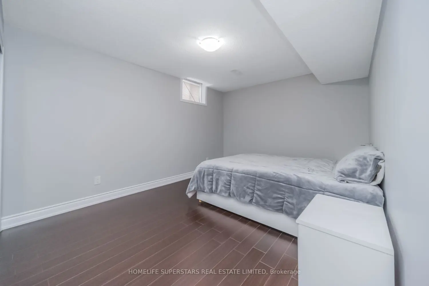Additional image 18 of 8 Lisson Crescent