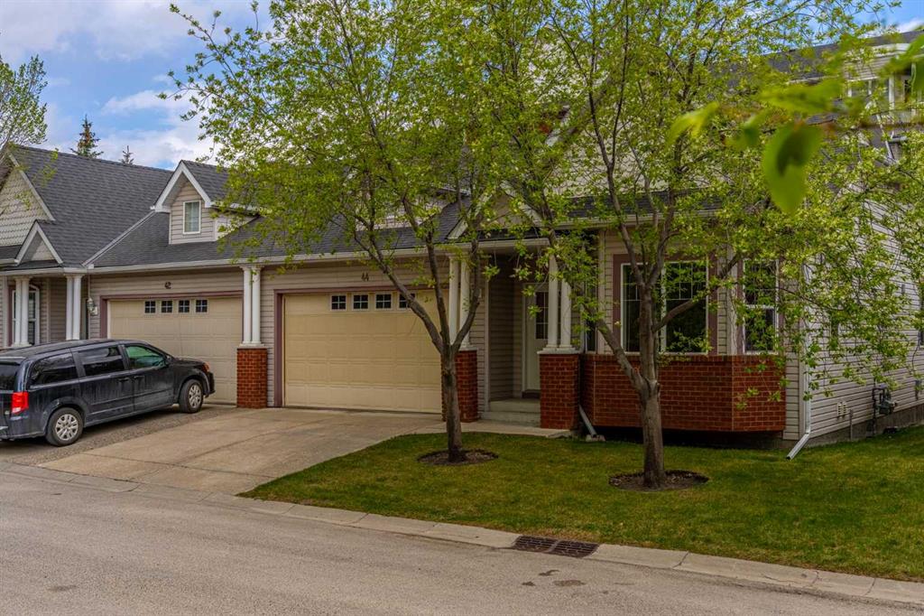 Additional image 3 of 44 Prestwick Pond Terrace SE, Calgary, AB, T2Z 3Z8