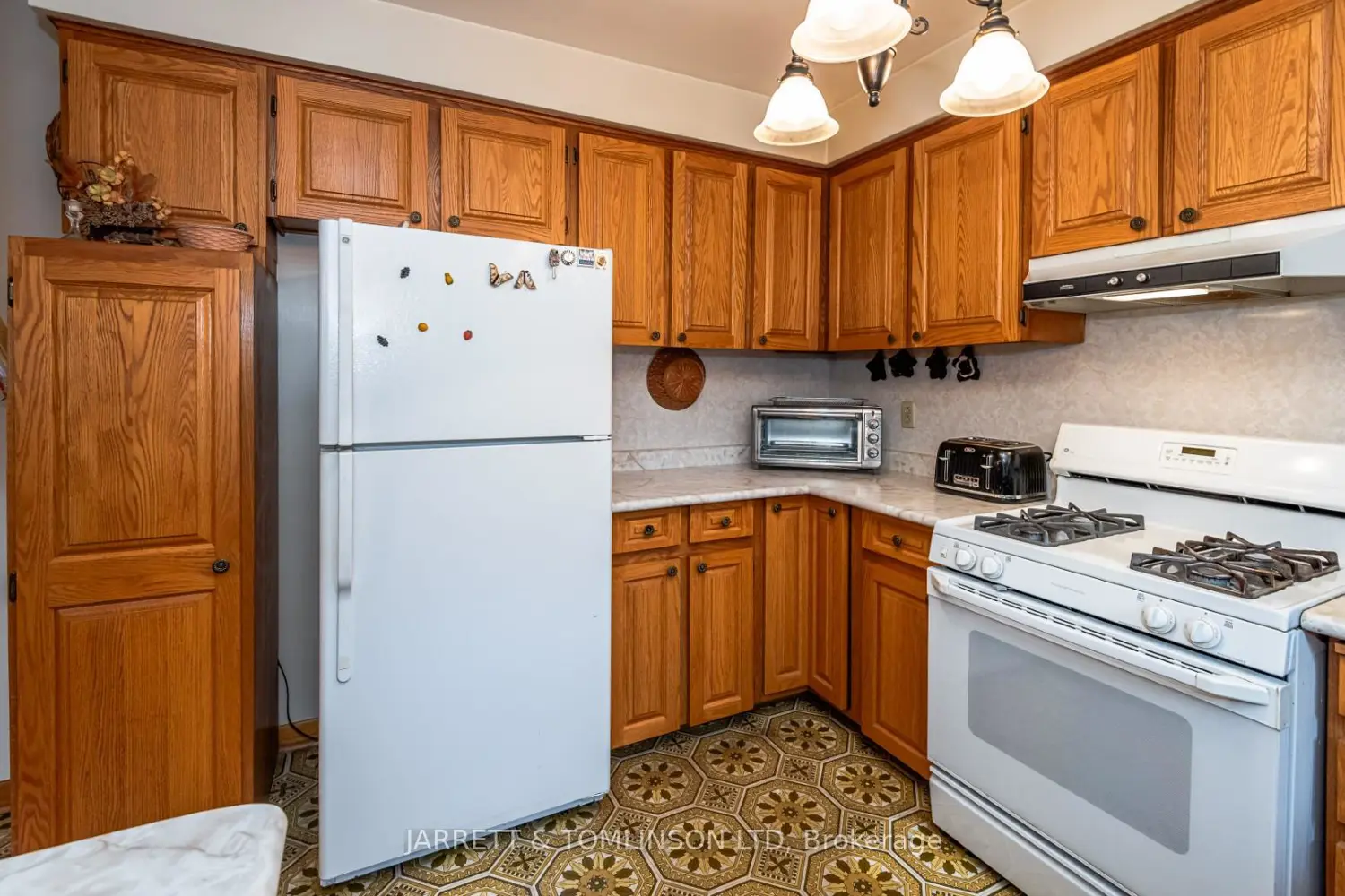 Additional image 8 of 280 Cummer Avenue
