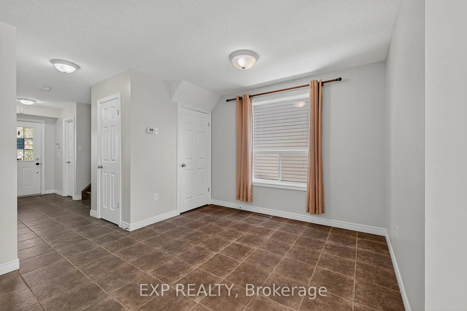 19 Sinclair Street photo 5