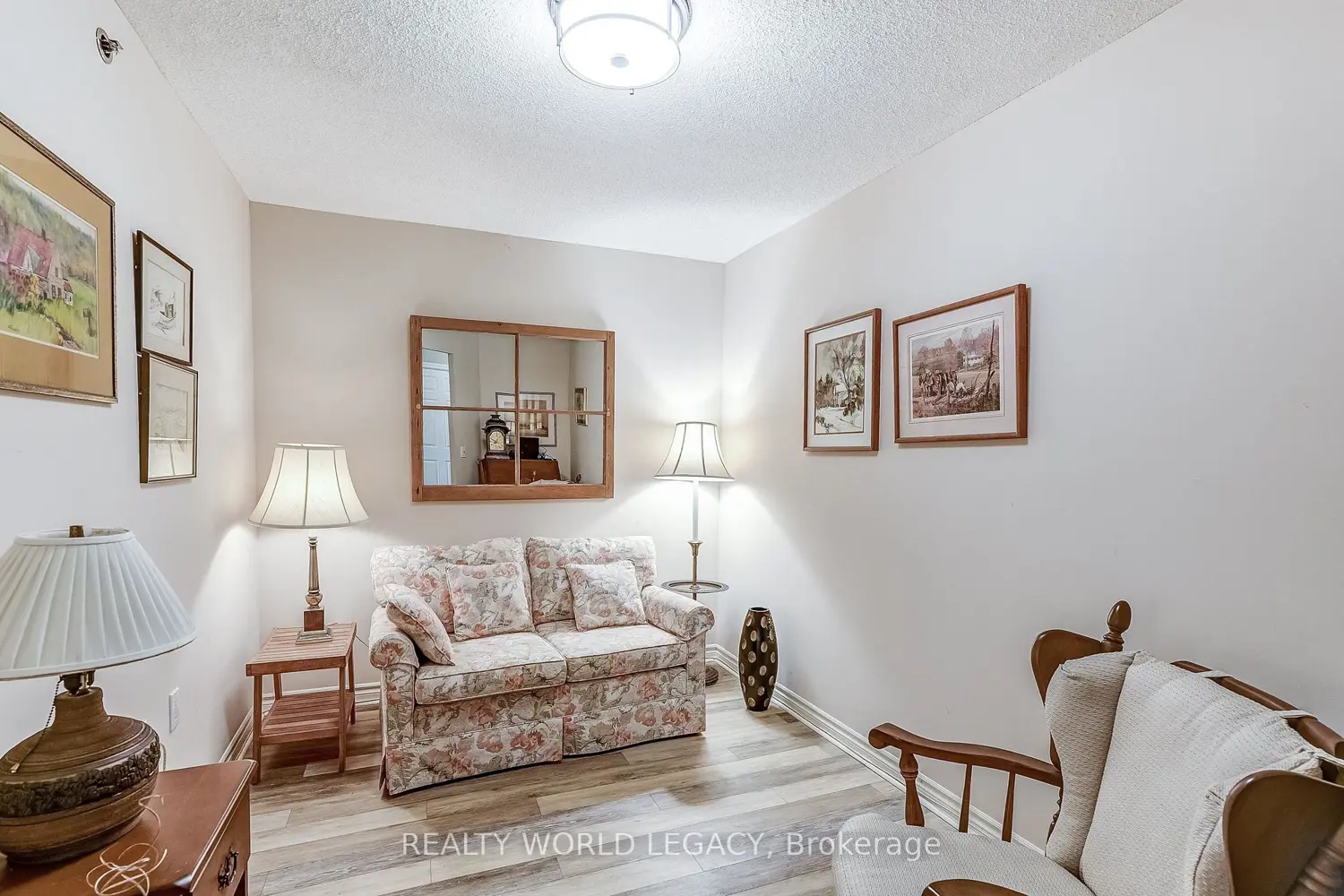 Additional image 3 of 100 Burloak Drive 1201