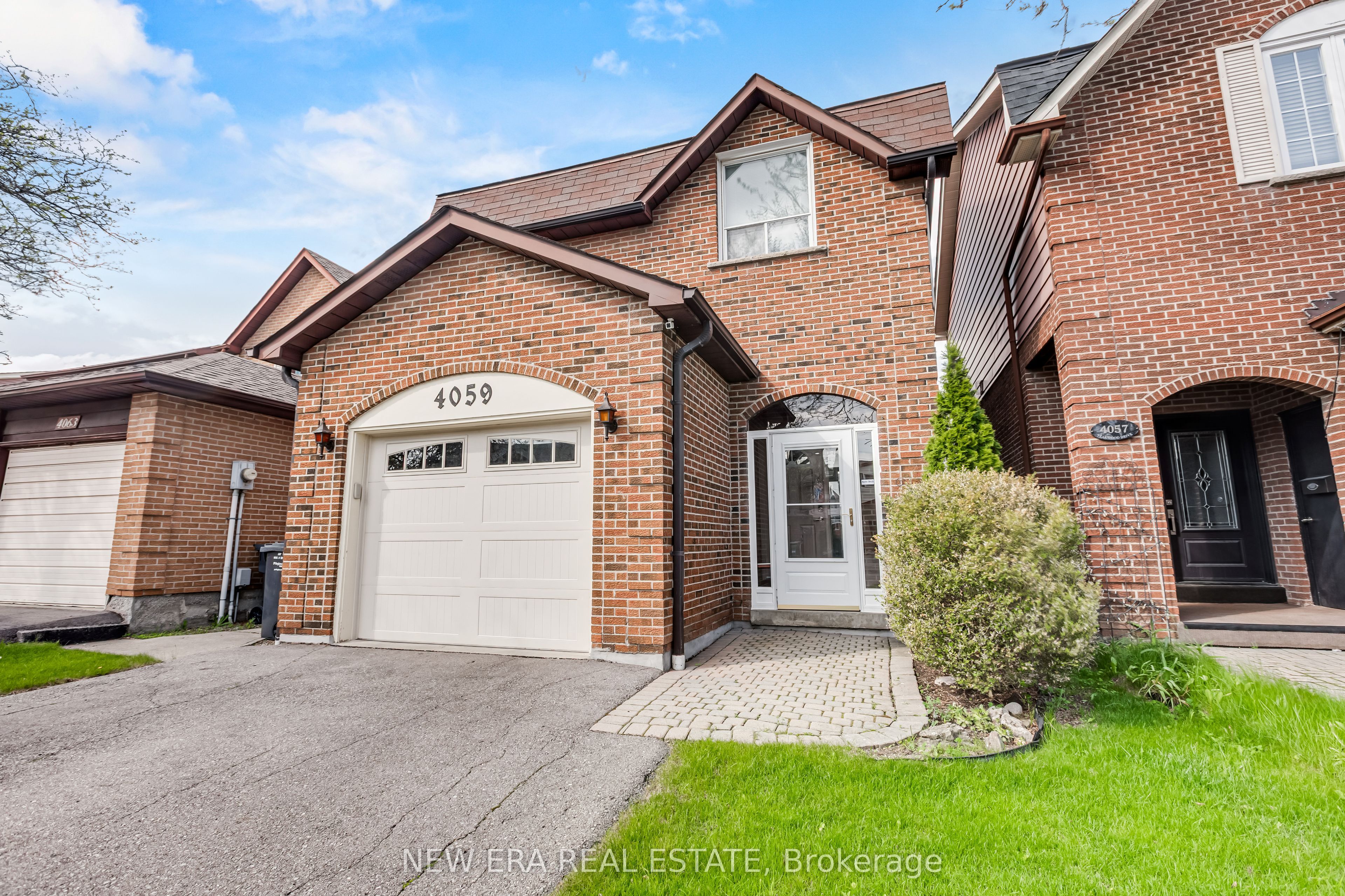 Additional image 4 of 4059 Teakwood Drive, Mississauga, ON, L5C 3L3