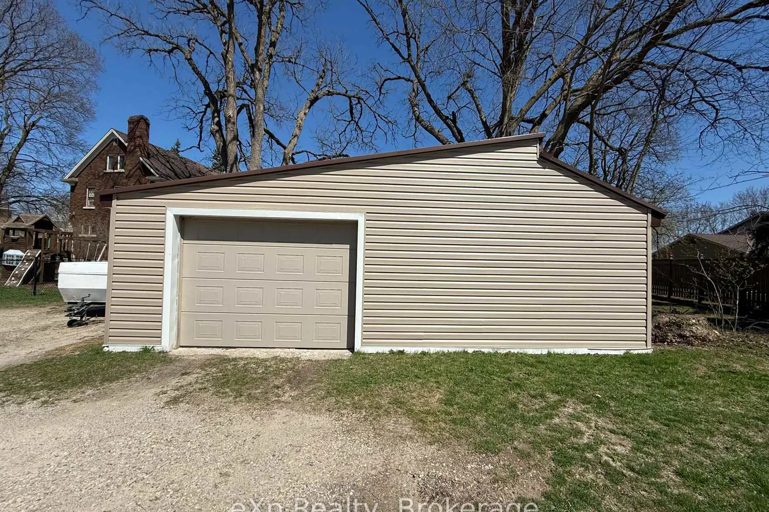 Additional image 18 of 630 Gibson Street