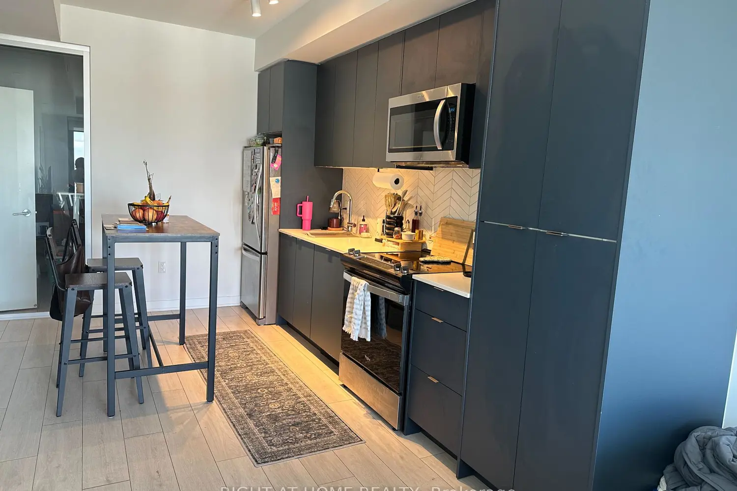Additional image 9 of 1606 Charles Street 1308