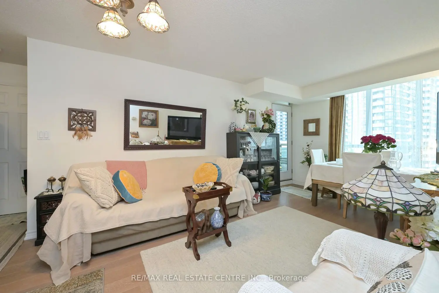 Additional image 8 of 335 Rathburn Road 1108