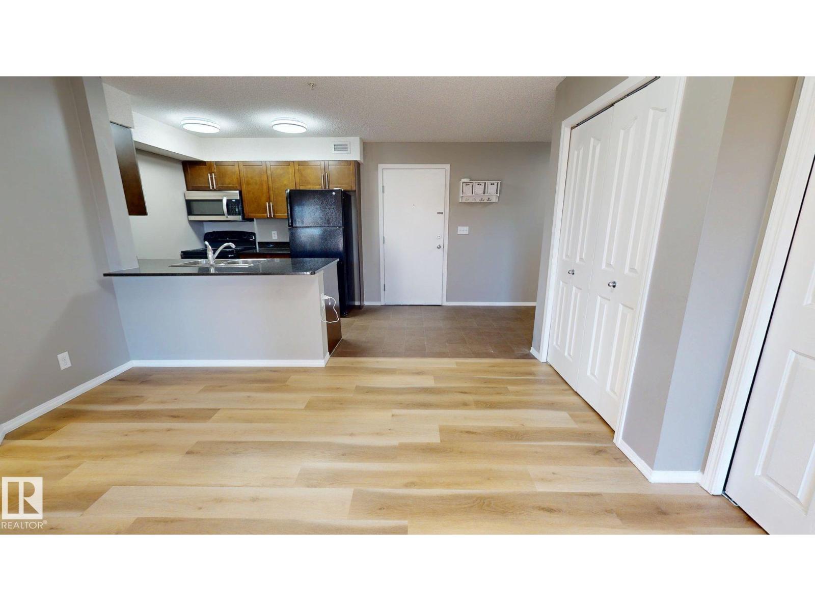 Additional image 5 of 116-11808 22 Avenue SW, Edmonton, AB, T6W2A2